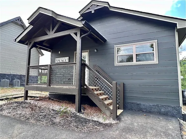 2113 Eagle Feather Dr, Sevierville, TN 37876