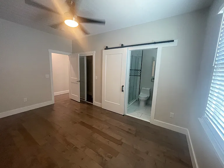 309 W Duffy St #A — Photo 25