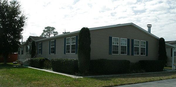 Home for Sale in Apopka, FL $55,900