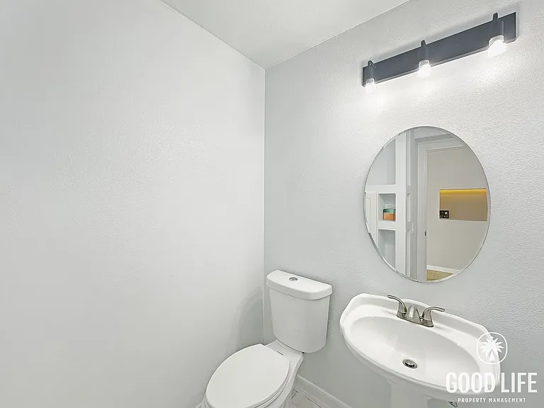 1640 Maple Dr #29 — Photo 9