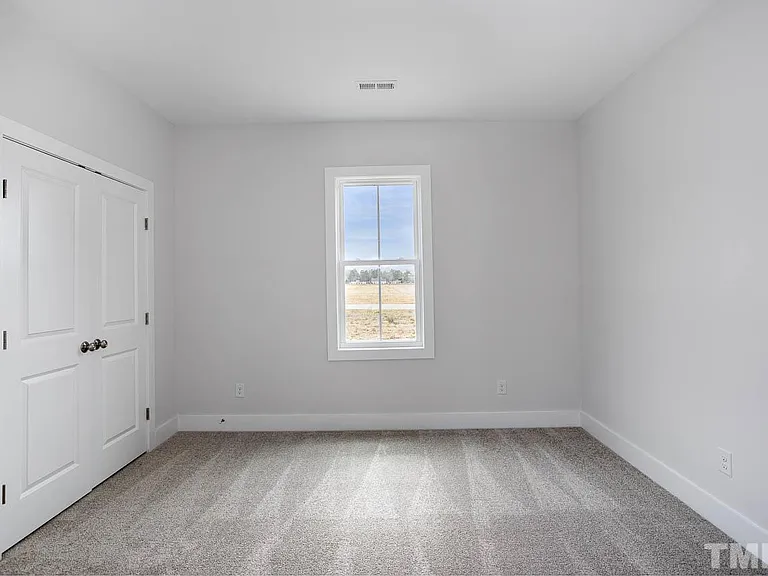424 Davis Mill Rd — Photo 3