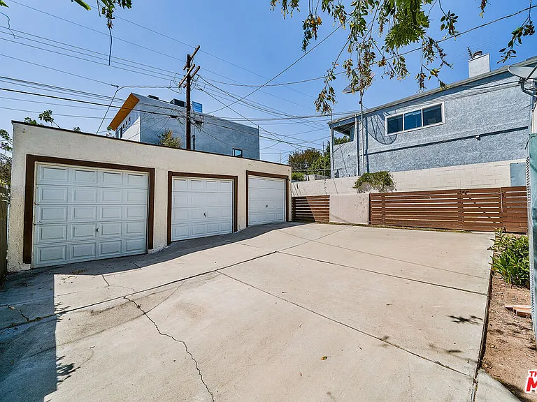 1329 S Tremaine Ave — Photo 31