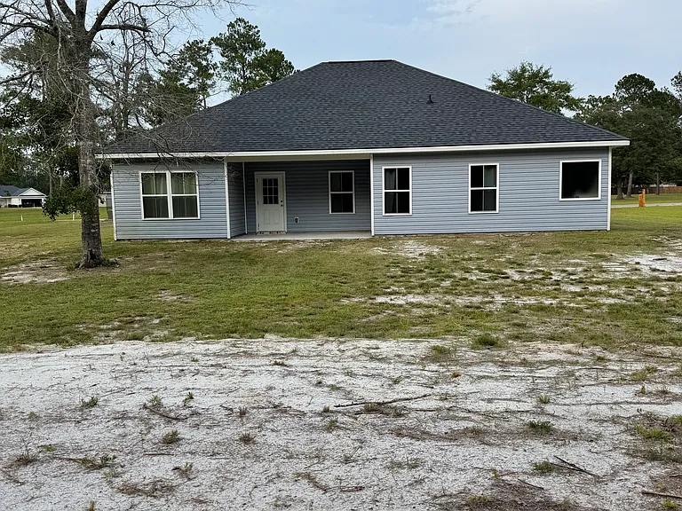 154 Taylor Creek Dr NE — Photo 21