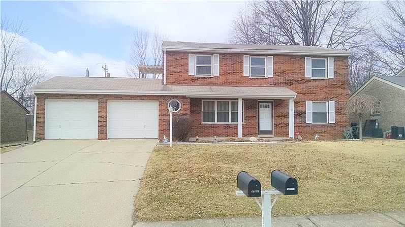 1st image of 726 Meadow Wood Dr