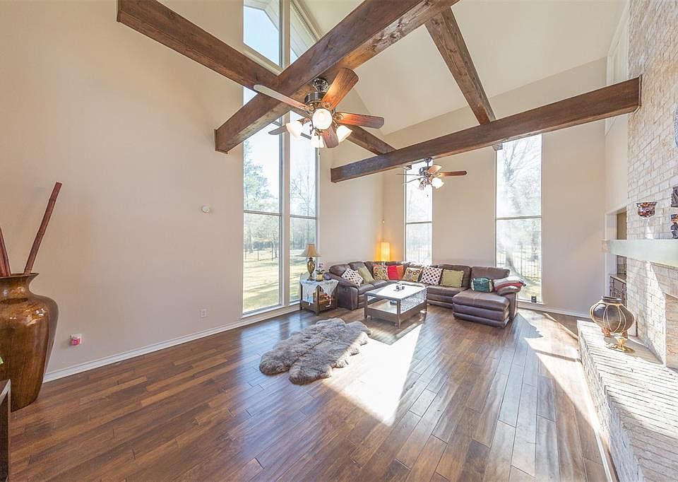 1st image of 3215 Bayou Dr