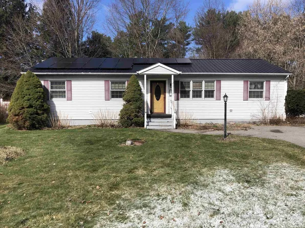 41 Woodcrest Circle, Milton, VT 05468