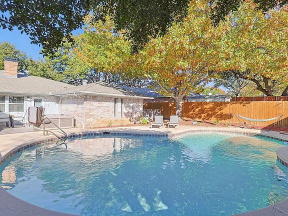 4th image of 2836 Meadowbrook Dr #Id1019520p