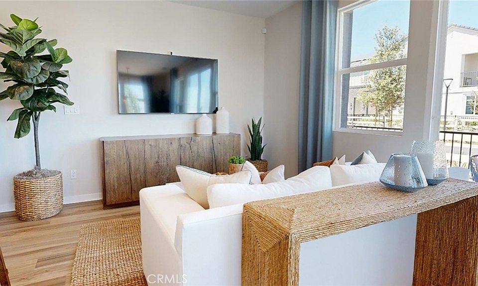 1st image of 2803 E Bedford Privado