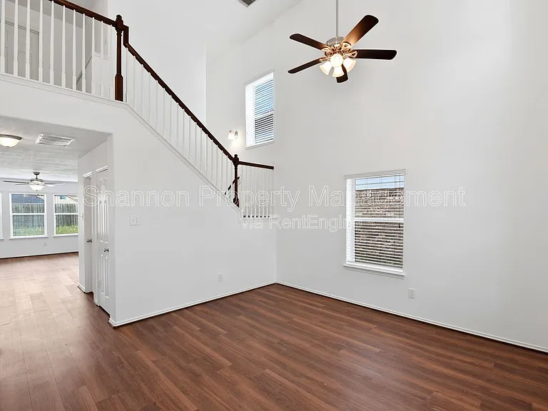 5342 Gibralter Pl — Photo 9
