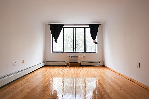 Rented by Metropolitan Property Group | media 5