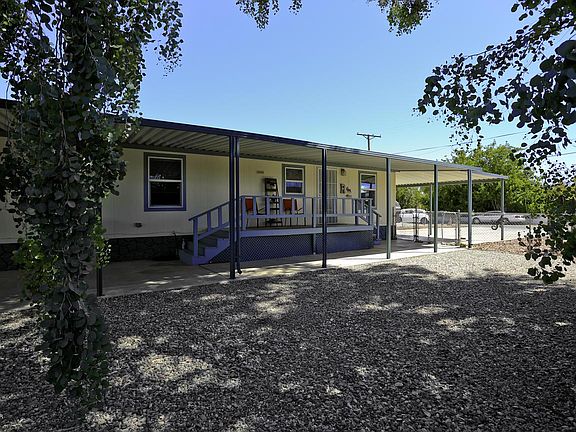 5th image of 202 N Stardust Ln