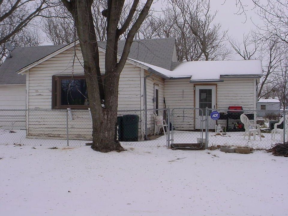 2nd image of 402 S Selby St