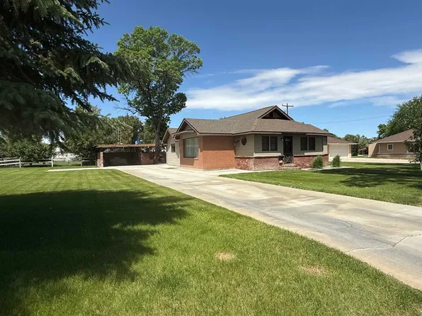 764 Shoshone Ave, Lovell, WY 82431