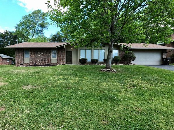 8621 Dovefield Dr
