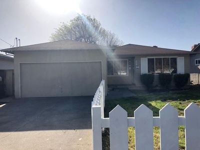 2227 Terra Villa St, East Palo Alto, CA, 94303