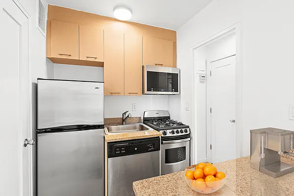 Rented by Corcoran | media 2