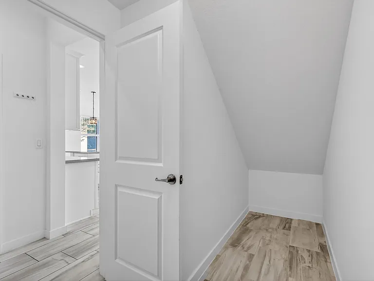 8792 Antarus Dr — Photo 13