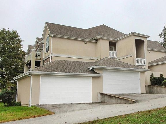 3rd image of 100 Woodland Dr N #1