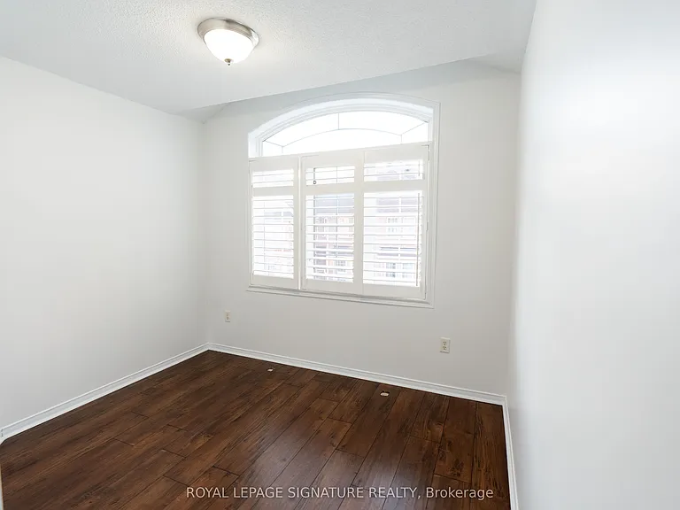 50 Strathaven Dr #28 — Photo 34