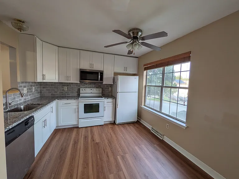 5067 E Woodmill Dr — Photo 6