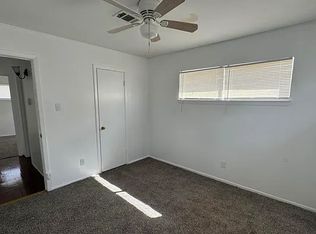 Chateau De John, Houston, TX 77004