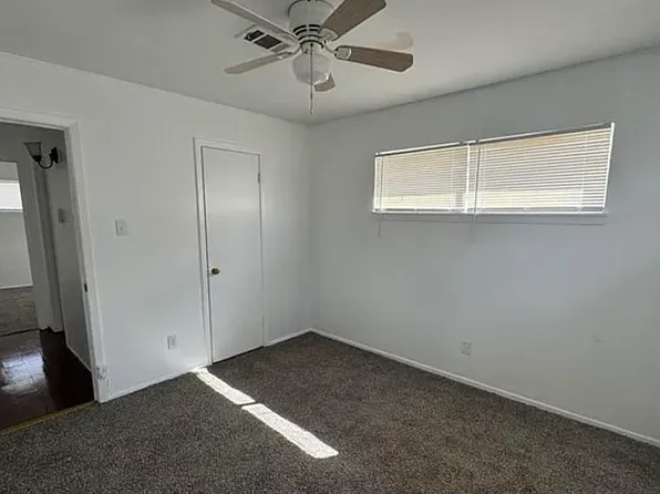 Chateau De John, 5105 Sampson St #Efc4ca68c, Houston, TX 77004