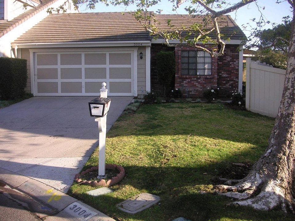 Private end of cul de sac location
