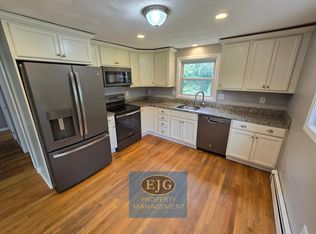 7 Loretta Ave, Pelham, NH 03076