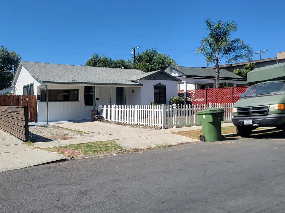 3717 Military Ave #3717