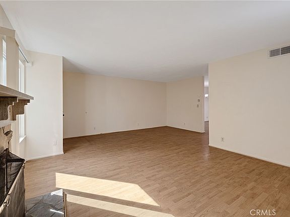 5th image of 28003 Ridgebrook Ct