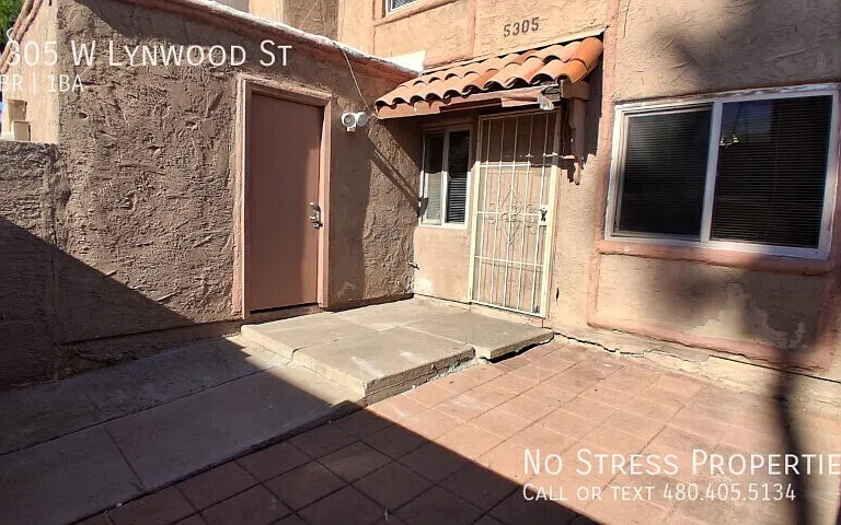 5305 W Lynwood St — Photo 1