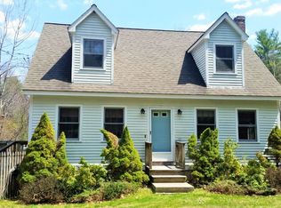 74 Cove Rd, Lunenburg, MA 01462