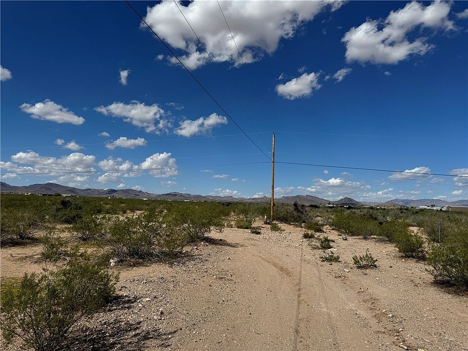 2nd image of 3753 N Escuela Rd