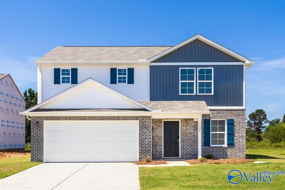 1st image of 124 Addlestone Cir