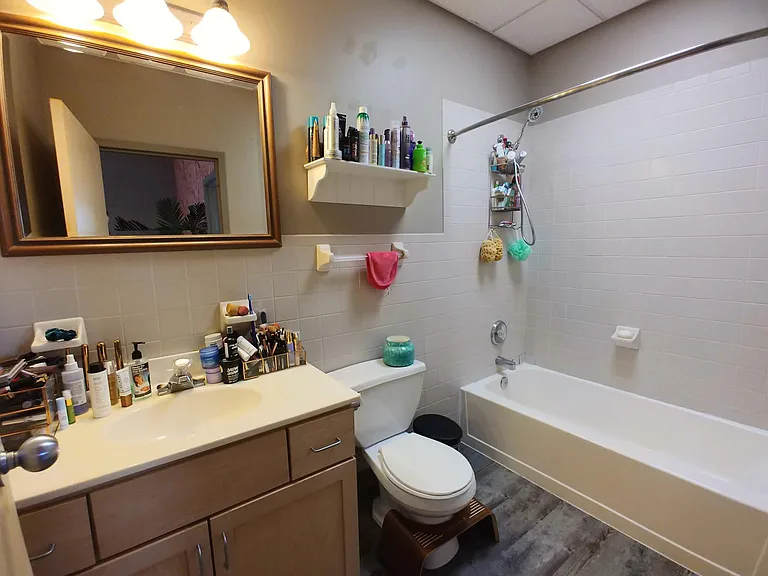 515 Cherry St #103 — Photo 2