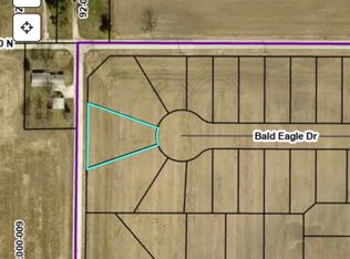 1074 Bald Eagle Dr #19, Churubusco, IN 46723