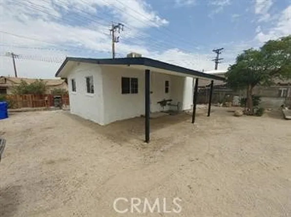 515 E Pallesi St, Barstow, CA 92311