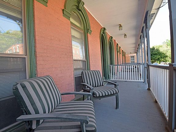 3rd image of 1711 Highland Ave #2