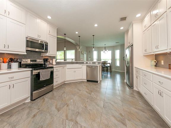 2nd image of 4211 Avenue E