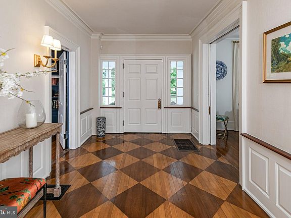 3rd image of 21 Morven Pl