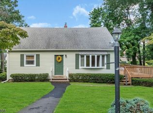 10 Park Ter, East Hanover Twp., NJ 07936