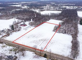 Tallmadge Rd, Diamond, OH 44412