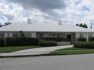 606 Tulip Tree Ln, Boca Raton, FL 33486