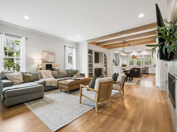 6368B Alamo Pl, Nashville, TN 37209