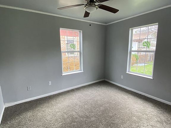 4th image of 213 N Waco St