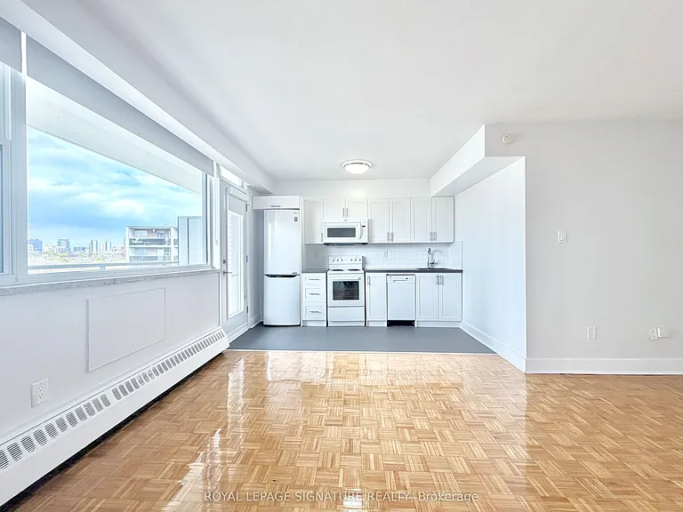 276 Saint George St #908 — Photo 4