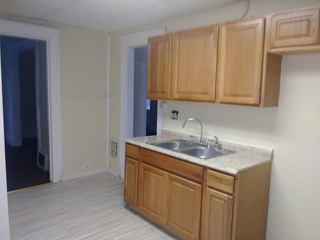 1st image of 690 E 124th St