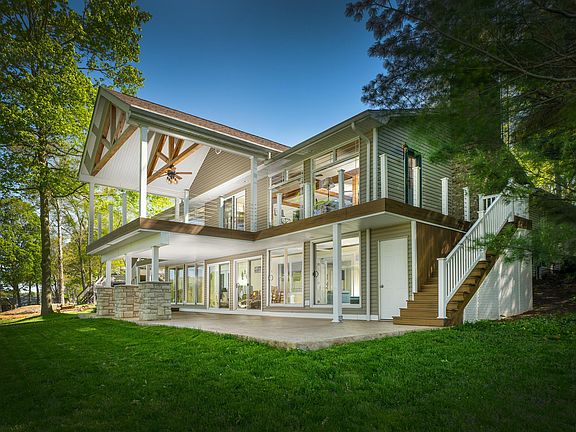 3rd image of 533 Highland Hills Dr