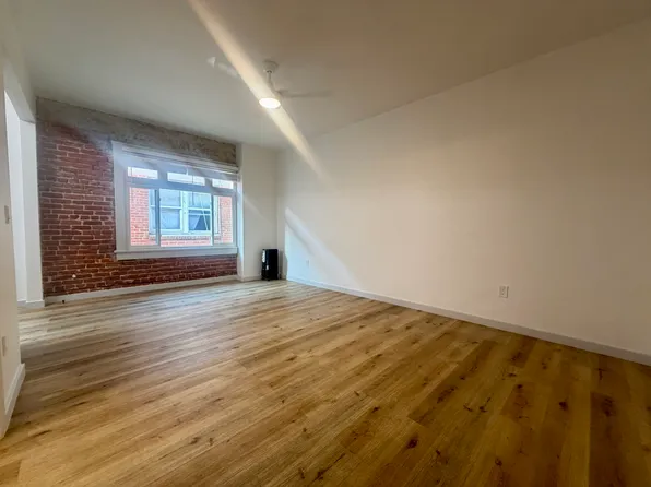 01-319 N Elm Ave #306, Long Beach, CA 90806