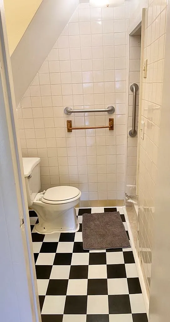 1 bed, 300 sqft, $600 — Photo 3